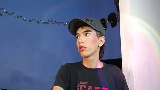 Juan Gomezz26 online show from July 9, 2026, 11:15 pm