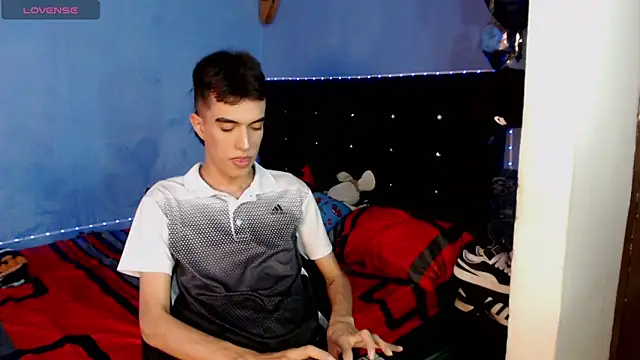 Snapshot of Juan_Gomezz26 chatting on June 3, 2026, 10:47 pm Juan Gomezz26 online show from June 3, 2026, 10:47 pm