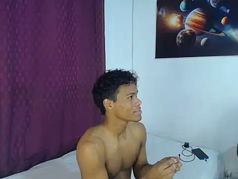 Snapshot of black_men9 chatting on May 12, 2026, 6:14 pm black men9 online show from May 12, 2026, 6:14 pm