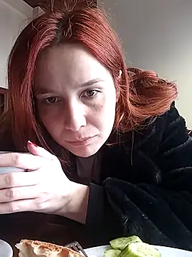 Atwsliiikizilll online show from April 13, 2026, 5:44 am