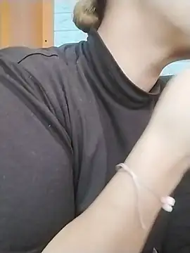 DanaMontana online show from April 19, 2026, 3:24 pm