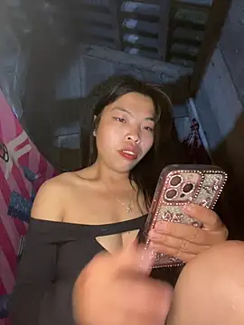 lux-su online show from April 18, 2026, 11:27 pm