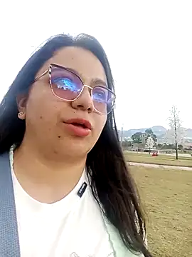 Snapshot of Brianna_Ruiz chatting on December 14, 2025, 8:47 pm Brianna Ruiz online show from December 14, 2025, 8:47 pm