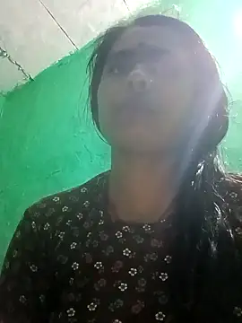 Snapshot of Arti_hot44A chatting on December 14, 2025, 3:39 pm Arti hot44A online show from December 14, 2025, 3:39 pm