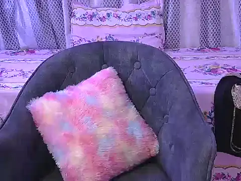 hey-pinky online show from February 4, 2026, 5:46 am