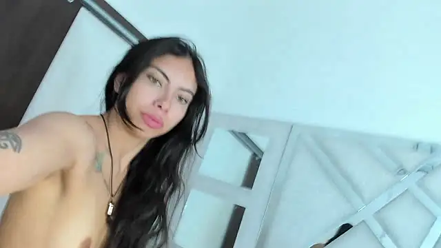 Alana Hotterr online show from February 10, 2026, 4:11 am