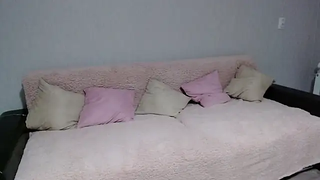 Snapshot of Catherine_Walker chatting on December 15, 2025, 2:34 pm Catherine Walker online show from December 15, 2025, 2:34 pm