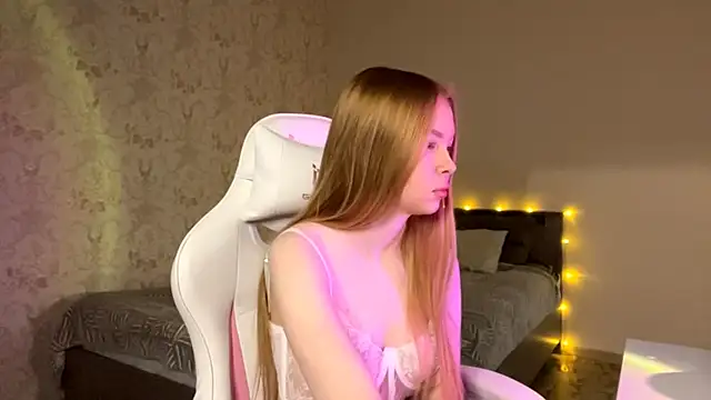 LumiSun online show from January 13, 2026, 8:02 pm