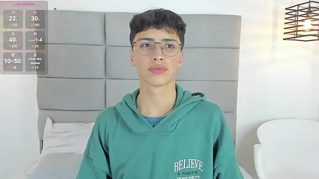 JoshClaarktt online show from January 14, 2026, 3:43 am