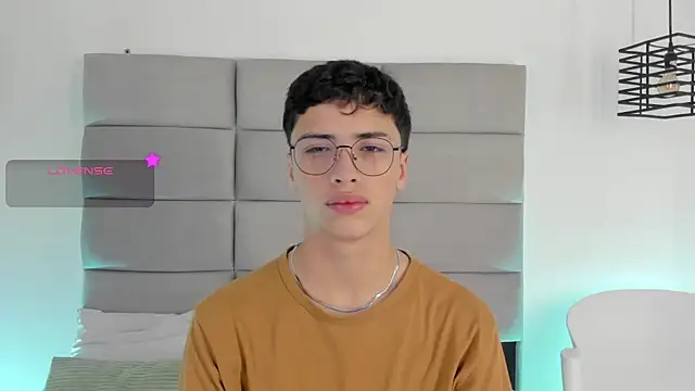 JoshClaarktt online show from March 25, 2026, 4:23 am