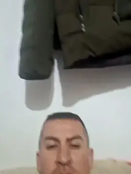 Snapshot of Monitoivan chatting on December 16, 2025, 8:46 pm Monitoivan online show from December 16, 2025, 8:46 pm