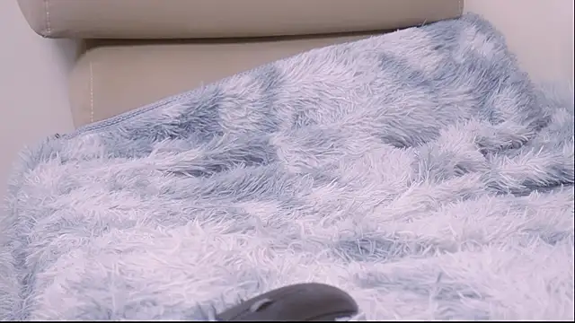 Snapshot of Nguulang_trucnu chatting on December 16, 2025, 4:33 pm Nguulang trucnu online show from December 16, 2025, 4:33 pm