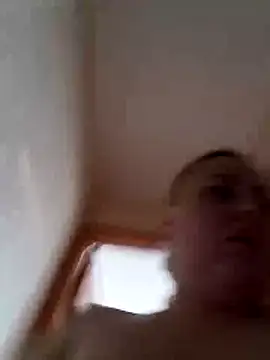 Momm Lolaa online show from December 22, 2025, 10:59 am