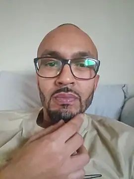 Snapshot of Jeff89sp chatting on July 21, 2026, 8:32 pm Jeff89sp online show from July 21, 2026, 8:32 pm