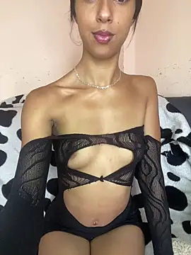 FOXXX BABY online show from February 6, 2026, 5:09 pm