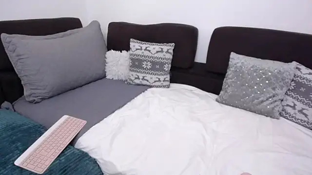 Snapshot of arya_flame chatting on December 14, 2025, 7:36 am arya flame online show from December 14, 2025, 7:36 am