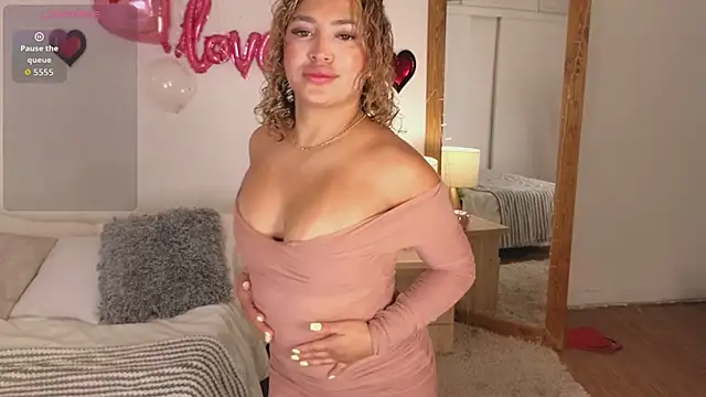 Grecia Miller  online show from February 14, 2026, 12:16 pm