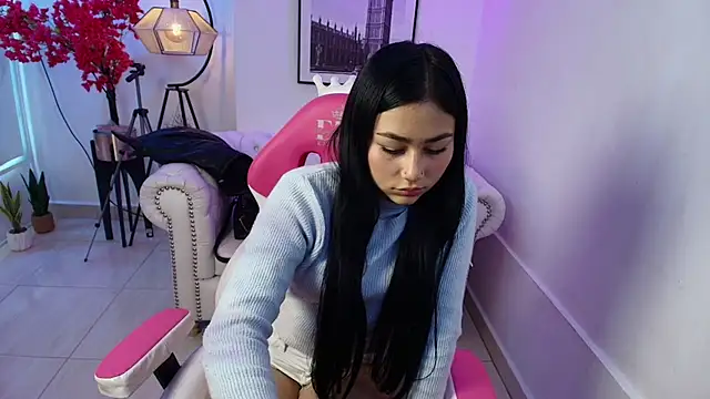 Carolina cherry online show from January 9, 2026, 12:01 pm