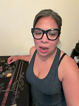 BettyWhispers online show from May 8, 2026, 7:39 pm