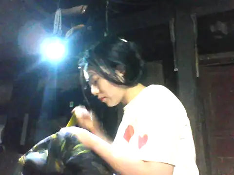 Snapshot of Maylyly_k2 chatting on December 15, 2025, 2:12 pm Maylyly k2 online show from December 15, 2025, 2:12 pm