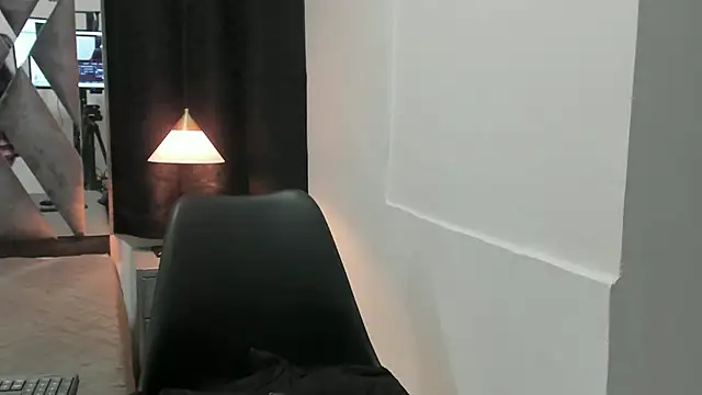 purplestar   online show from December 14, 2025, 12:44 pm