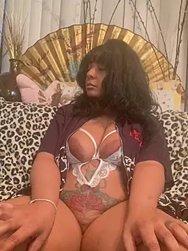 Snapshot of BettyCock chatting on May 12, 2026, 1:13 am BettyCock online show from May 12, 2026, 1:13 am