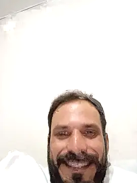 Snapshot of Dionaatanm chatting on December 15, 2025, 3:23 am Dionaatanm online show from December 15, 2025, 3:23 am