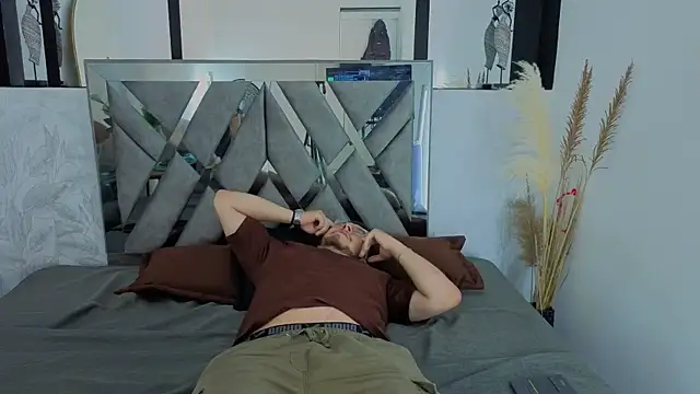 Chel seth online show from February 19, 2026, 4:09 am