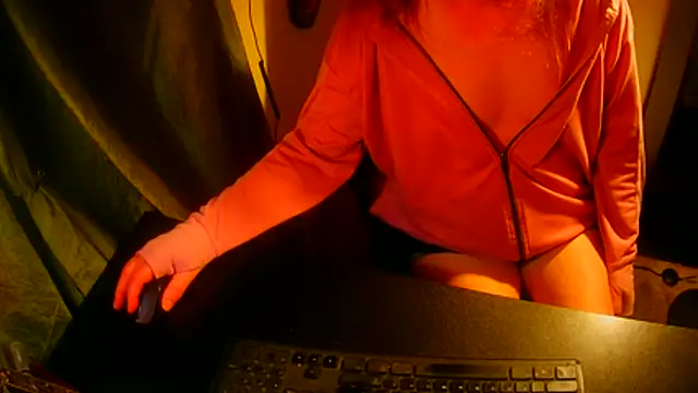 Snapshot of GoodGirlKelly chatting on May 8, 2026, 6:17 am GoodGirlKelly online show from May 8, 2026, 6:17 am