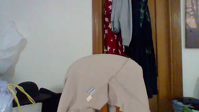 Lunamaya7 online show from January 12, 2026, 9:31 pm