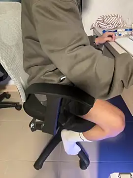 Snapshot of jason5858 chatting on February 5, 2026, 12:23 pm jason5858 online show from February 5, 2026, 12:23 pm