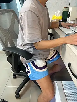 Snapshot of jason5858 chatting on December 22, 2025, 2:55 am jason5858 online show from December 22, 2025, 2:55 am