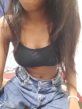 tanjua78 online show from March 5, 2026, 4:09 am