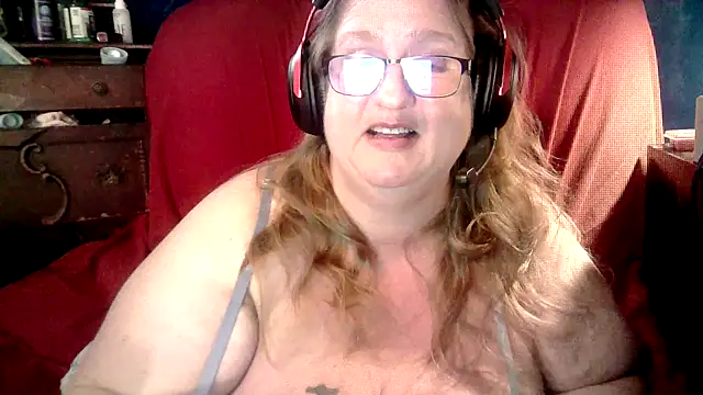 jade-belle online show from January 12, 2026, 8:10 am