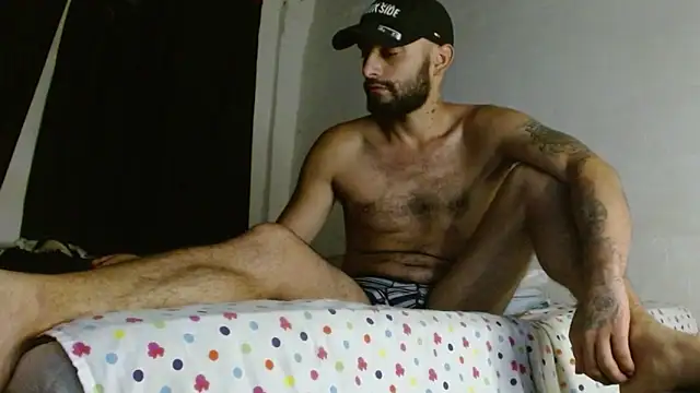 Alex Flame  online show from April 21, 2026, 1:42 am