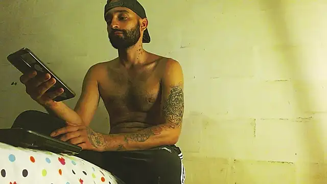 Alex Flame  online show from May 16, 2026, 1:37 am