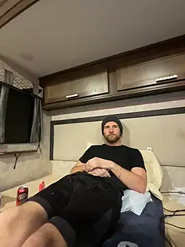 Snapshot of SparkledExtern chatting on February 1, 2026, 6:33 am SparkledExtern online show from February 1, 2026, 6:33 am