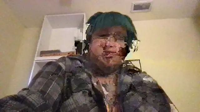 Snapshot of succubussy666 chatting on December 16, 2025, 2:43 pm succubussy666 online show from December 16, 2025, 2:43 pm