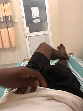 Snapshot of Ran-ga chatting on December 17, 2025, 4:45 pm Ran-ga online show from December 17, 2025, 4:45 pm