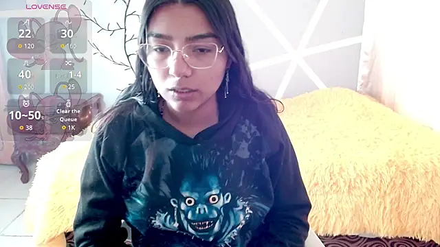 Snapshot of valkydoll2 chatting on December 15, 2025, 12:55 pm valkydoll2 online show from December 15, 2025, 12:55 pm