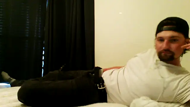 In tandem online show from March 14, 2026, 9:32 pm