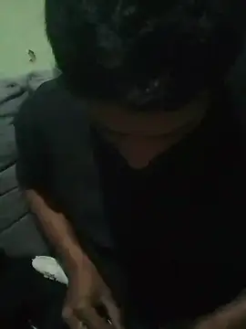 mavyz56 online show from March 6, 2026, 3:34 am