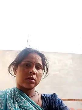 Shreya pandit online show from May 16, 2026, 1:59 am