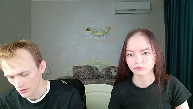 WeksaMur online show from February 11, 2026, 9:14 pm