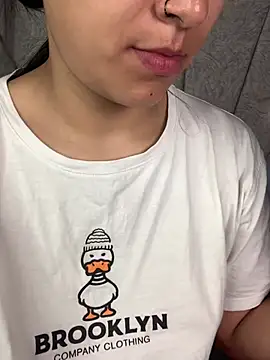 Val12777 online show from April 11, 2026, 12:09 pm