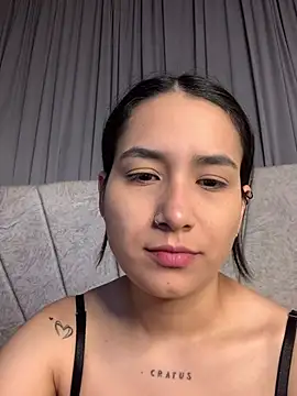 Snapshot of Val12777 chatting on February 17, 2026, 12:02 pm Val12777 online show from February 17, 2026, 12:02 pm