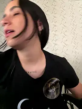 Snapshot of Val12777 chatting on January 15, 2026, 3:48 pm Val12777 online show from January 15, 2026, 3:48 pm