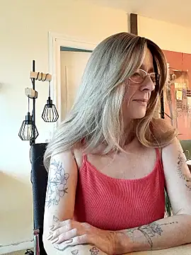 Snapshot of Sacha_Scorp chatting on January 15, 2026, 9:45 am Sacha Scorp online show from January 15, 2026, 9:45 am