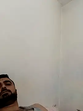 Snapshot of Kurterkegi chatting on December 15, 2025, 9:20 pm Kurterkegi online show from December 15, 2025, 9:20 pm