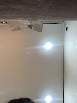 Sarah2127 online show from April 18, 2026, 11:45 am